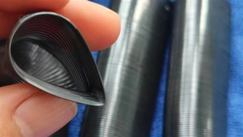 Como o fio de nitinol é aplicado na indústria joalheira?